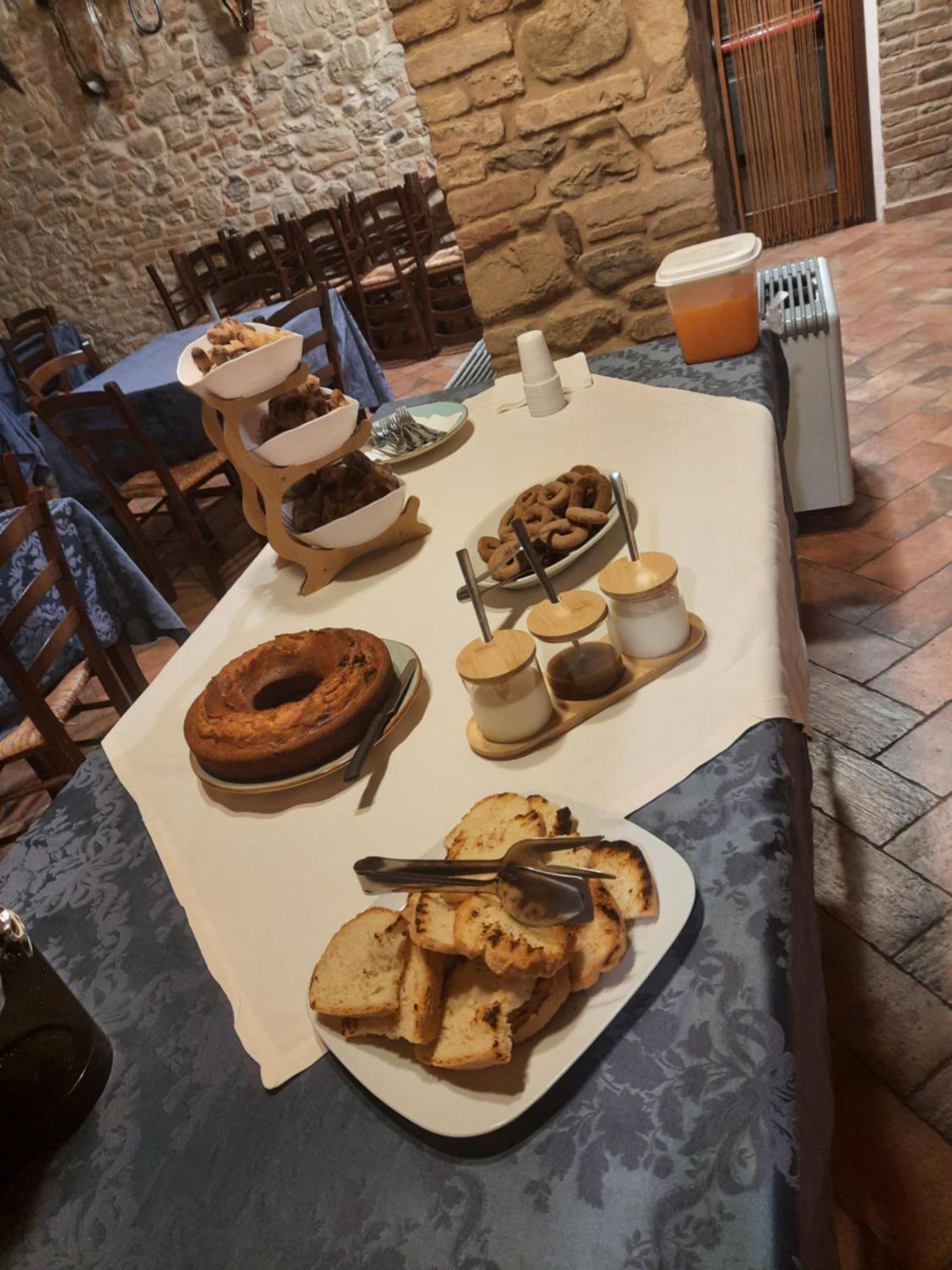 Agriturismo Antica Corte Montatteglia 外观 照片