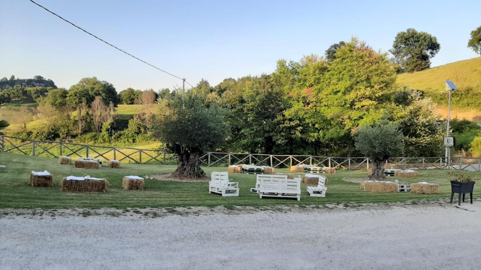 Agriturismo Antica Corte Montatteglia 外观 照片